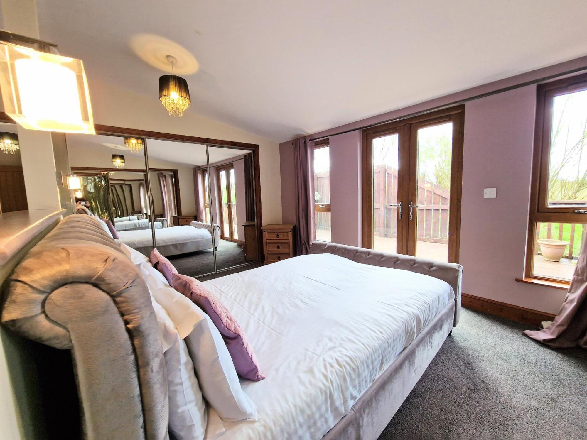 Torridon 1 With Private Hot Tub - Fife - Loch Leven - Lomond Hills- Pet Friendly Villa Kelty Buitenkant foto